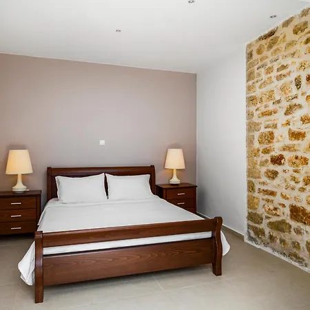 Holiday home Tatiana Seaview House By Konnect, Nisaki *